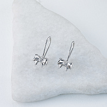 Sterling Silver Earrings with 2 Round-Cut Diamonds 0.03 CT.TW